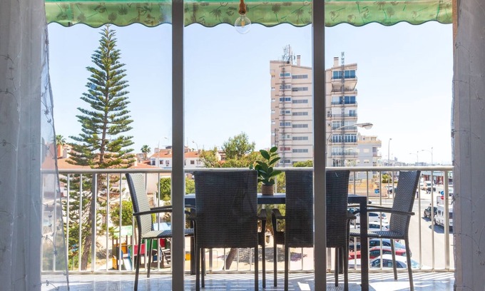 Santa Pola Apartment | Beachfront flat near the airport