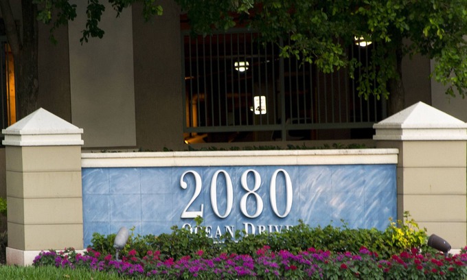 Hallandale Beach Condo | BEACHFRONT LUXURIOUS CONDO