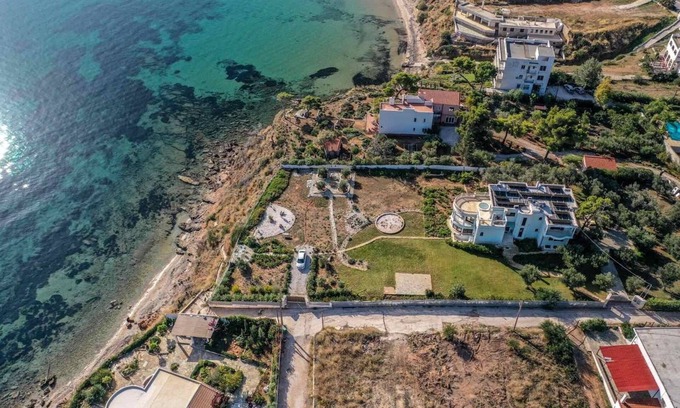 Rafina Apartment | Beachfront Luxury Apartment Attica