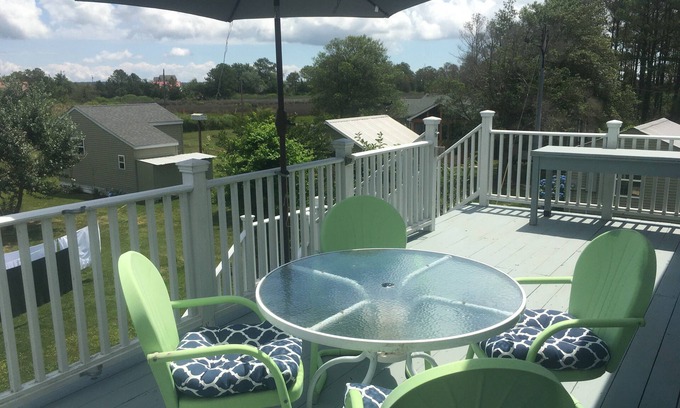 Piney Point Apartment | Beachfront overlook apartment with panoramic view.