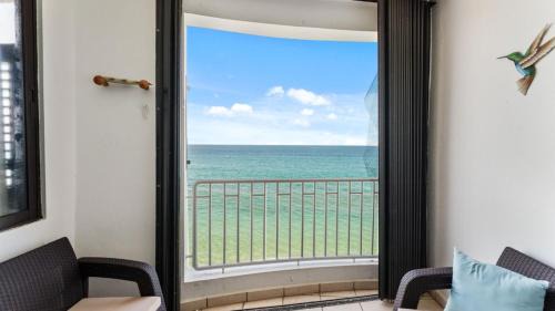 Stella House | Beachfront Serene Apt at Victoria del Mar 3F