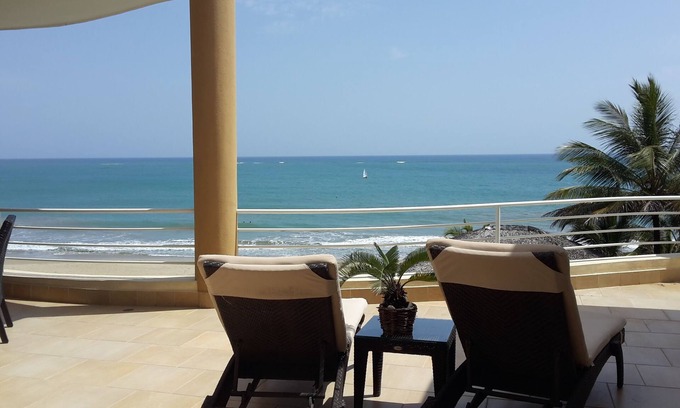 Cabarete Condo | Beachfront Top-Floor Penthouse In the heart of Cabarete!