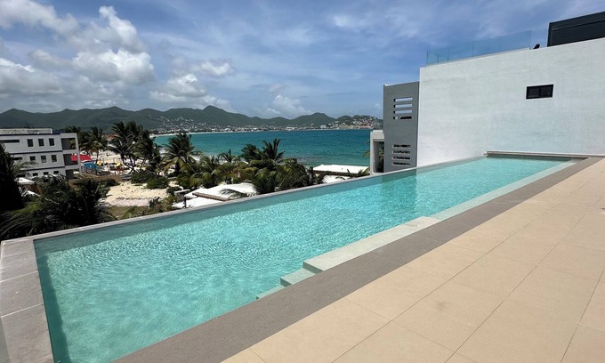 Beacon Hill Condo | Beachfront Ultra Luxury - New Modern 2 Bed/2.5 Bath
