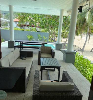 Nong Chaeng Villa | Beachfront Villa
