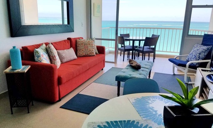 Isla Verde Condo | Beachfront W/D King Bed Isla Verde Walk 2 Eat