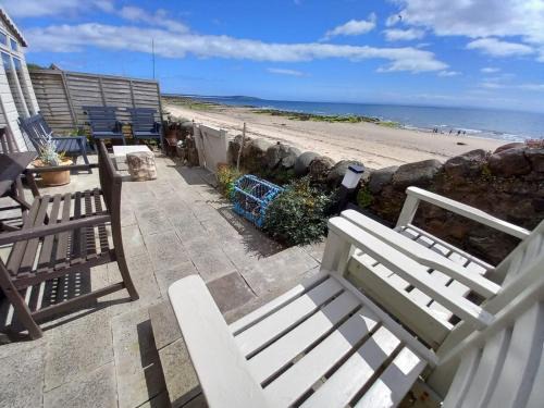 Lower Largo House | Beachhaven116 Lovely beachside house Lower Largo