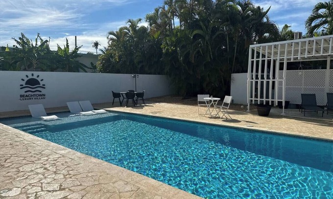 Aguacate Apartment | Beachtown Luxury Villas Apt 103