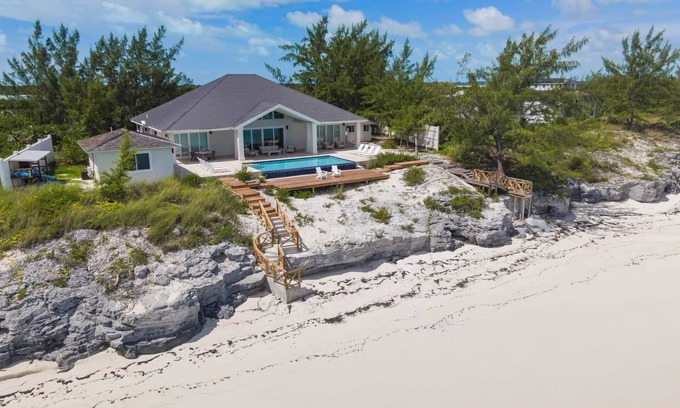 Forbes Hill Villa | Beachwood Villa, Oceanfront near sand flats! Most 5 stars on the island