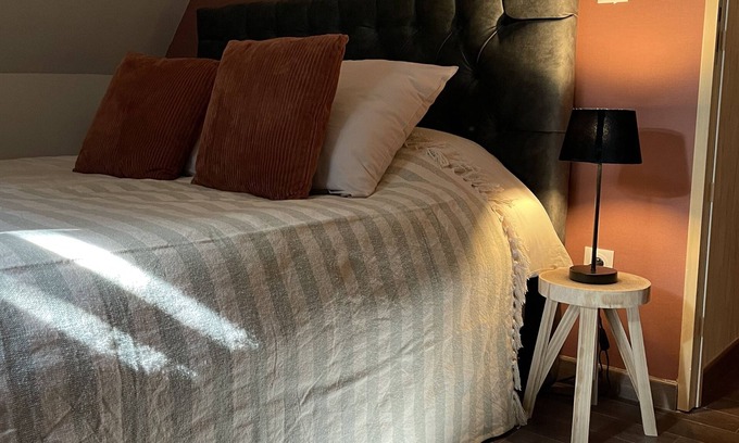 Saint-Amand-les-Eaux House | Beau Duplex Secteur st Amand les Eaux, Proche Thermes et Pasino. Parking Privé