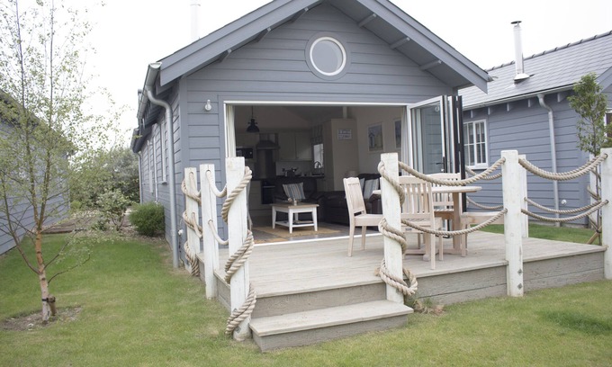 Muston House | Beaurepaire, Beach House at The Bay Filey.