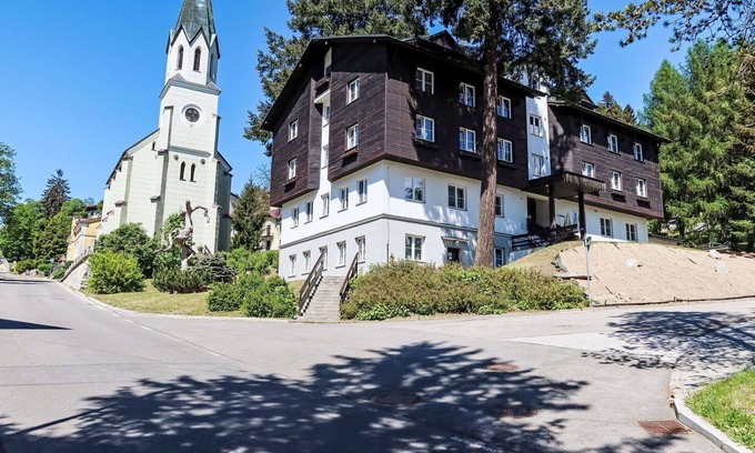 Janske Lazne Apartment | Beautiful apartment for 3 guests with WIFI, TV, panoramic view and parking