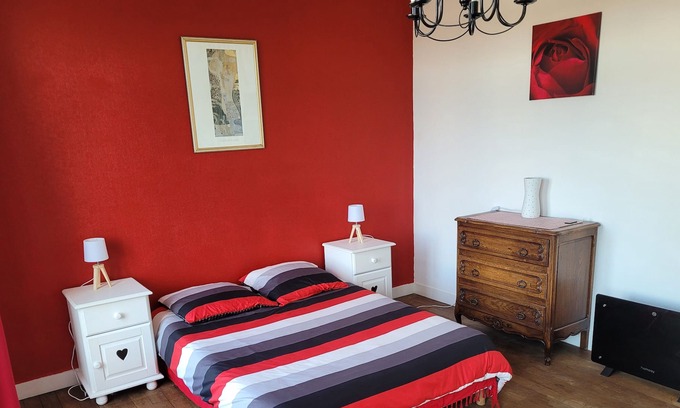 Chabanais Apartment | Beautiful 2 bedroom home in Chabanais.