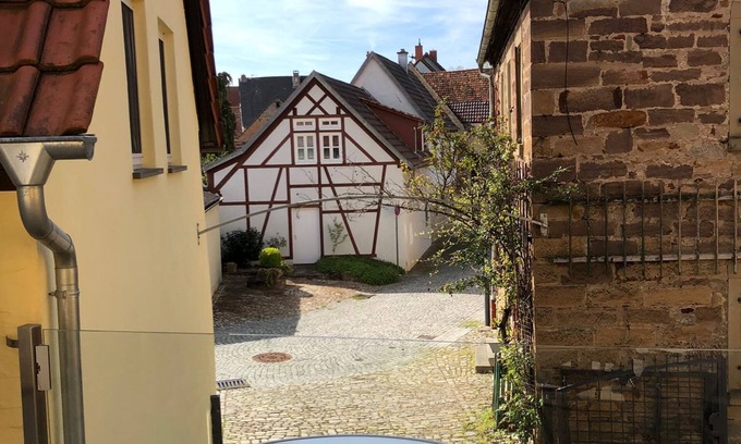 Prichsenstadt Apartment | Beautiful 2-room apartment in Prichsenstadt old town