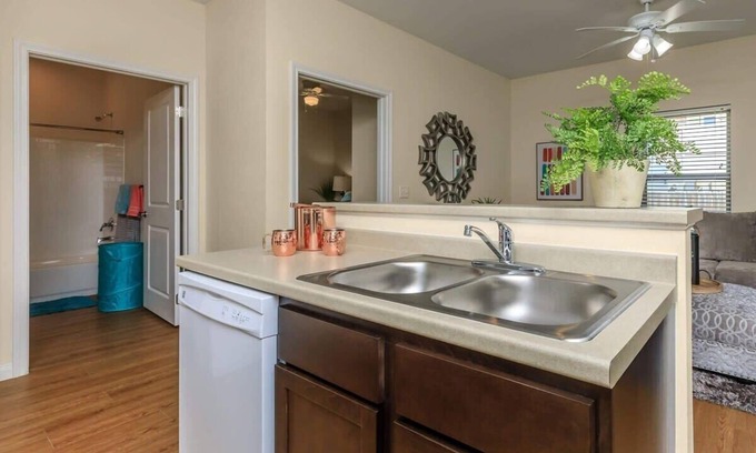 Weslaco Apartment | Beautiful 2Bd 2Ba Apartment at Midtown Weslaco