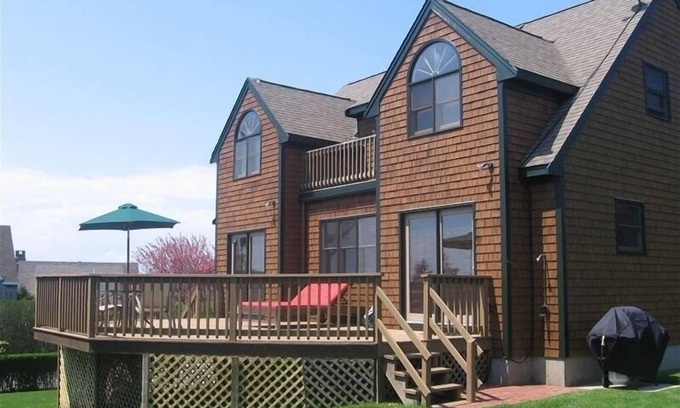 Easton's Point House | Beautiful 3 Bedroom Home with Ocean Views on Easton's Point