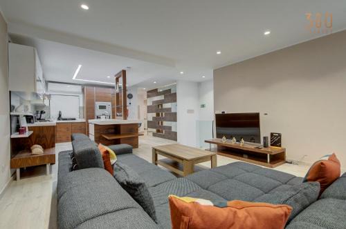 Naxxar Apartment | Beautiful 3BR Maisonette with Rooftop Terrace by 360 Estates