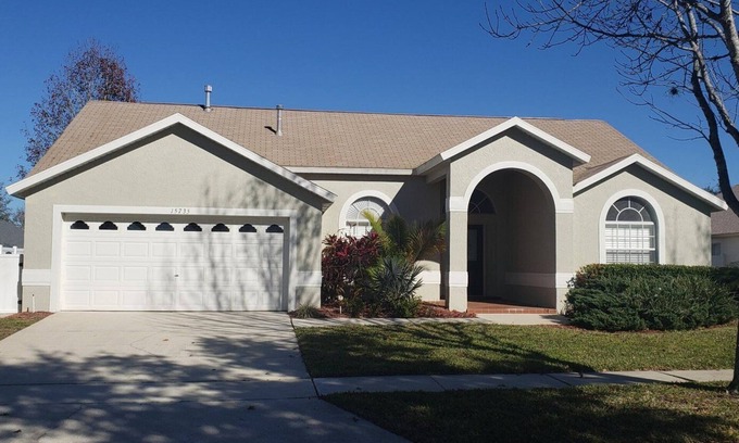 Orange Tree House | Beautiful 4/3 Pool Home FREE Spa Heat