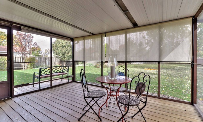 Champaign House | Beautiful 4 bedroom 2 full bathroom close to everything!
