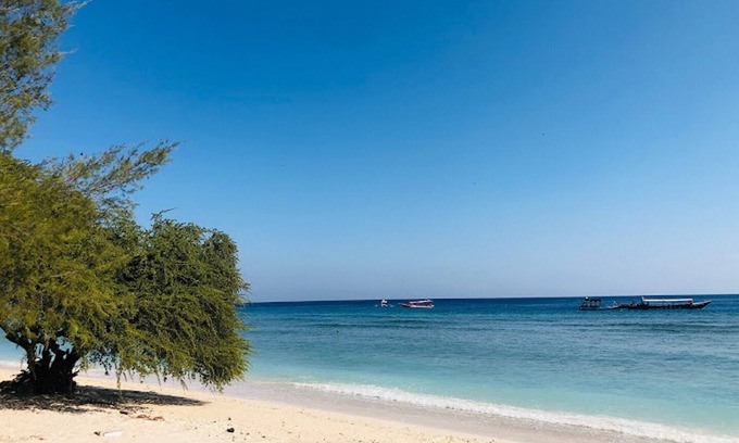 Gili Trawangan Villa | Beautiful 4BR Villa In Gili Trawangan! 1Min Walk To The Beach! W/Private Pool!