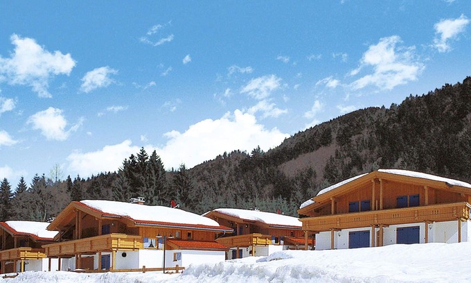 Aschau im Chiemgau House | Beautiful apartment in villa for 6 people with TV, terrace and parking