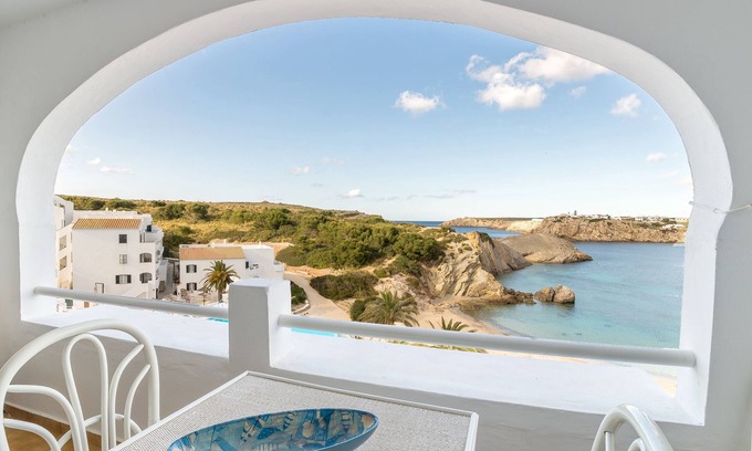 Arenal d'en Castell Apartment | Beautiful Apartment with Wi-Fi, Pool, Terrace and Sea View