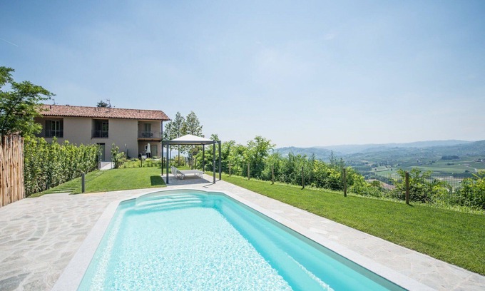 Costigliole d'Asti House | Beautiful apartment in villa with A/C, pool, WIFI, TV, patio, panoramic view and parking