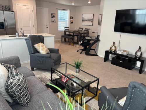 Fort Lewis House | Beautiful and amazing community