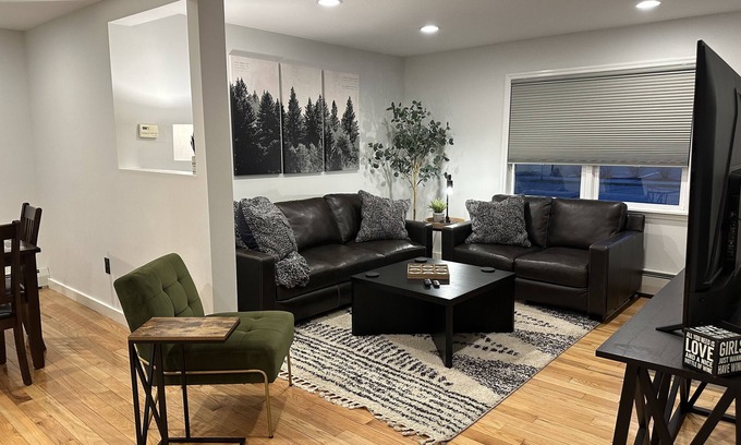 West End Apartment | Beautiful and clean 2 BR (sleeps 6) apt 1/2 mile to Cooperstown All Star Village