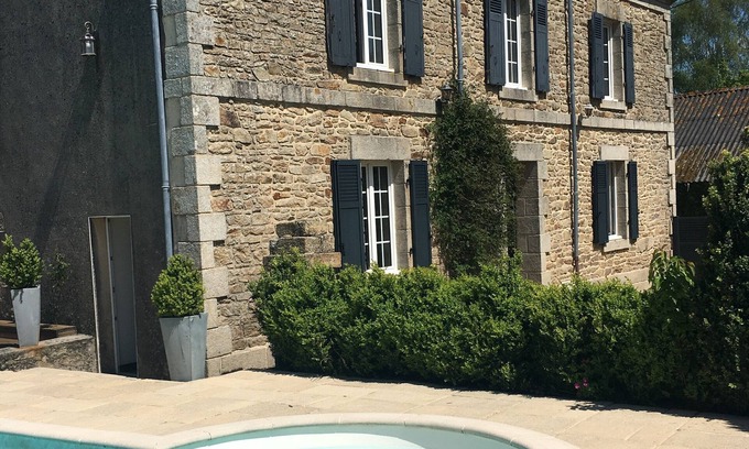 Inzinzac-Lochrist House | Beautiful and charming house with swimming pool in the countryside, near the sea