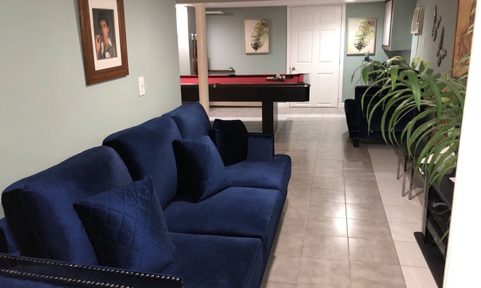 Bergenfield Apartment | Beautiful and spacious house in a quiet neighborhood