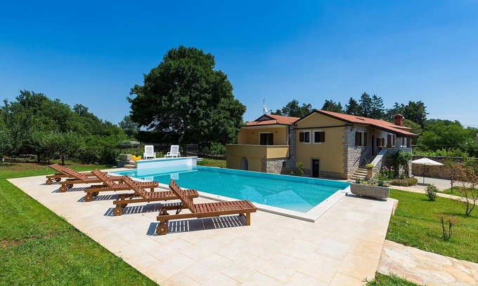 Heki Villa | Beautiful and spacious newly built villa with private pool in a quiet environment in the interior of Istria