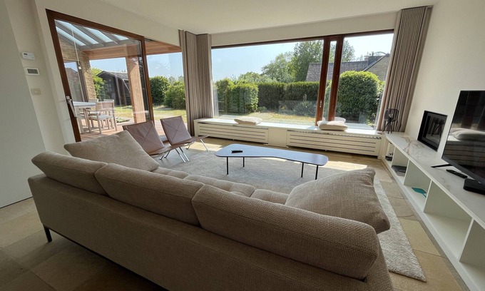 Witte Burg Villa | Beautiful and stylish bungalow near the sea and dunes
