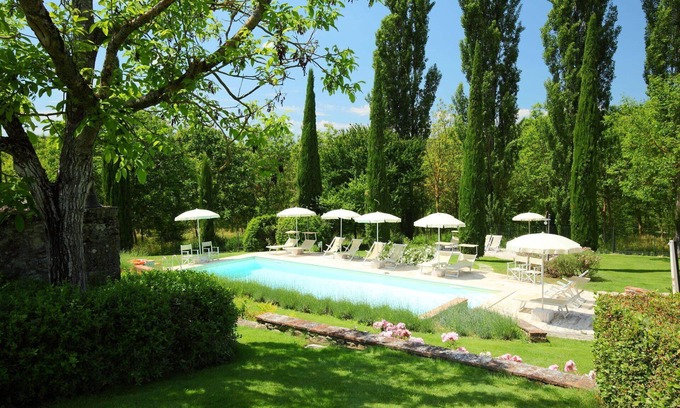 Rapolano Terme Villa | Beautiful apartment in villa for 4 people with WIFI, pool, TV and patio