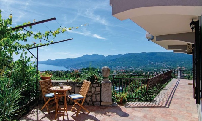 Kastav Apartment | Beautiful apartman Tijan in town of Kastav