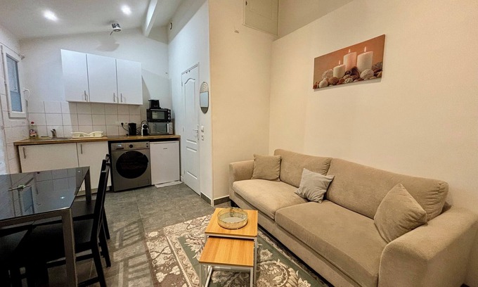 Montreuil Apartment | Beautiful apartment 5 minutes from the metro