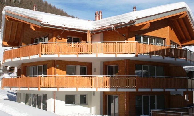 Saas-Fee Apartment | Beautiful apartment for 6 guests with WIFI, TV and balcony