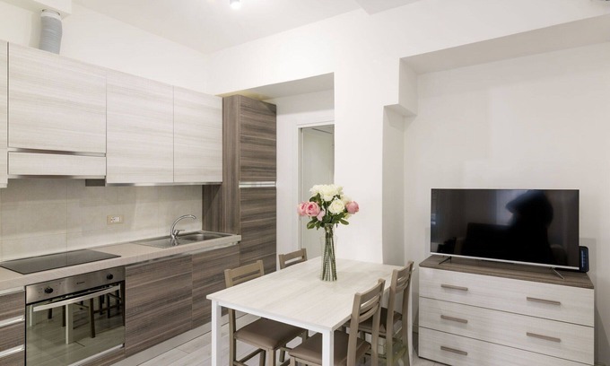 Garbatella Apartment | Beautiful apartment for 4 guests with WIFI, A/C, TV and parking