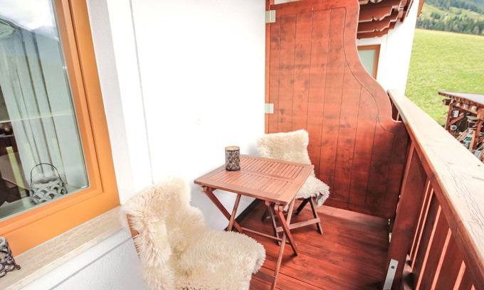 Kaunerberg Apartment | Beautiful apartment for 4 guests with WIFI, TV, terrace and parking