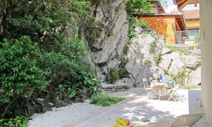 Olgiasca Apartment | Beautiful apartment for 4 people with WIFI, TV, terrace, pets allowed and parking