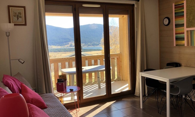 Les Angles Apartment | Beautiful apartment with a beautiful view 4/6 beds
