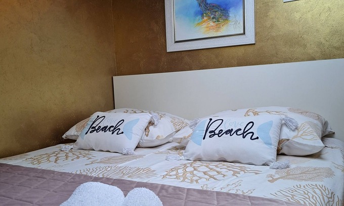 Bacvice Apartment | Beautiful apartment iin Split with jacuzynon teracce