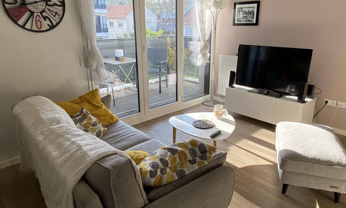 Thiais Apartment | Beautiful apartment in new residence, near Orly & Paris