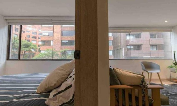 Financial District Condo | Beautiful Apartment in Rosales, Chapinero