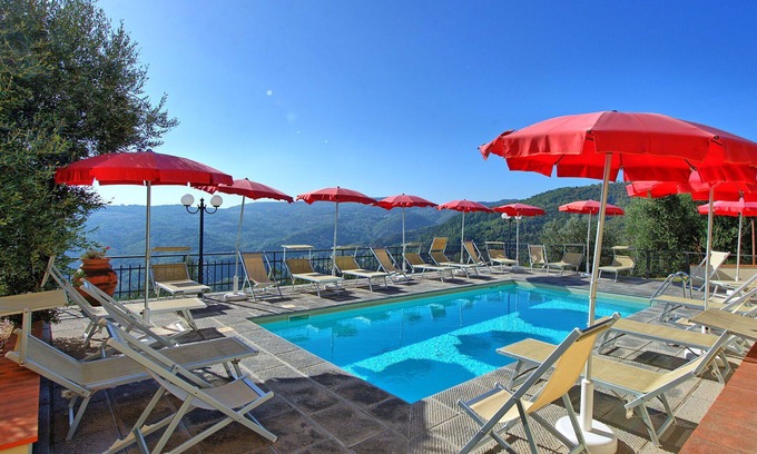 Montebonello Villa | Beautiful apartment in villa with A/C, pool, WIFI, TV, patio, pets allowed, panoramic view, parking
