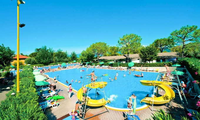 Gralaoni-Pralesi-Cisano House | Beautiful apartment in villa for 5 guests with pool, WIFI, A/C and terrace