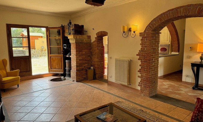 Lari Apartment | Beautiful apartment on the ground floor with pool, private terrace on a Tuscan hill