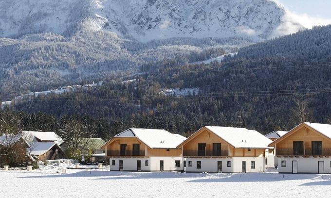 Sonnenalpe Nassfeld House | Beautiful Holiday Home in Rattendorf With Garden