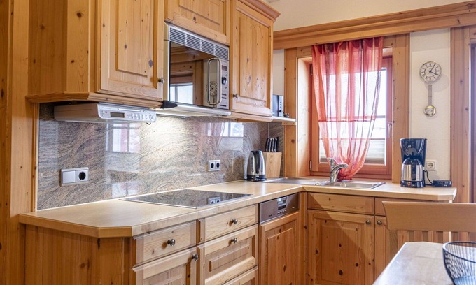 Reith bei Kitzbuehel Apartment | Beautiful apartment for 7 people with WIFI, hot tub, TV, balcony and parking