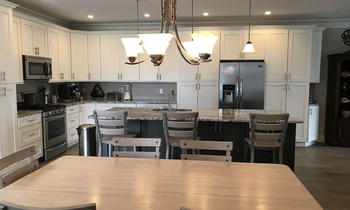 Ortley Beach House | Beautiful Bayview Home Ortley Beach with Great side yard 6 beach passRR#22-332