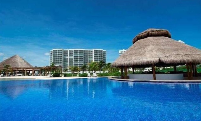 Puerto Juarez Apartment | Beautiful Beach Front Condo, Full Equipped, Clean And Safe.